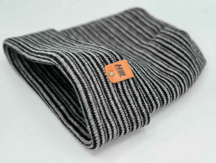 HAAKWEAR H-Stitch™ Contrast Cuffed Beanie – Black/Gray | Made in USA | Trending Ski & Snowboard Beanie