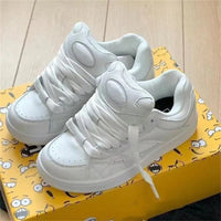 Spring New Style White Retro Bread Shoe Women Chic Design Casual Hong Kong Style Sports Shoes High Aesthetic Flat Heel round Toe