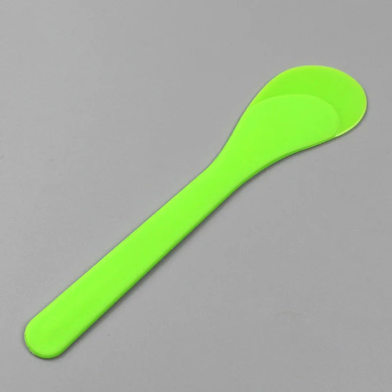 10 Pcs/lot 13cm Facial Mask Stick Cosmetic Spatula Scoop DIY Face Mask Spoon Beauty Makeup Sticks Mud Mixing Tools Makeup Tools