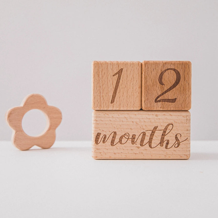 3pc/set Raw Wood Baby Month Milestone Card Beech Block Square Engraved Newborn Month Birthday Milestones Block Photography Props